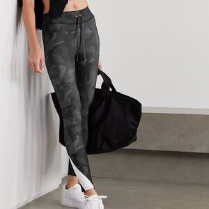 AARMY Chelsea Camo Print Leggings in Black size XS NWT